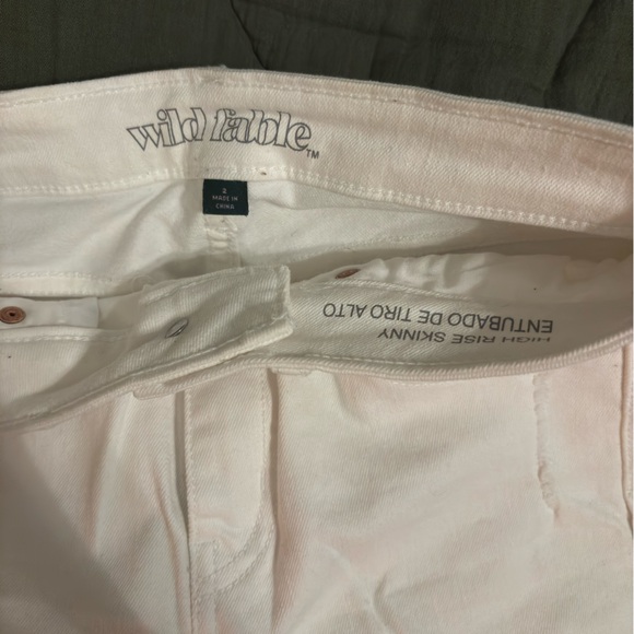 White High Rise Ripped Skinny Jeans - Picture 3 of 4